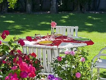 فندق Seasons Sud